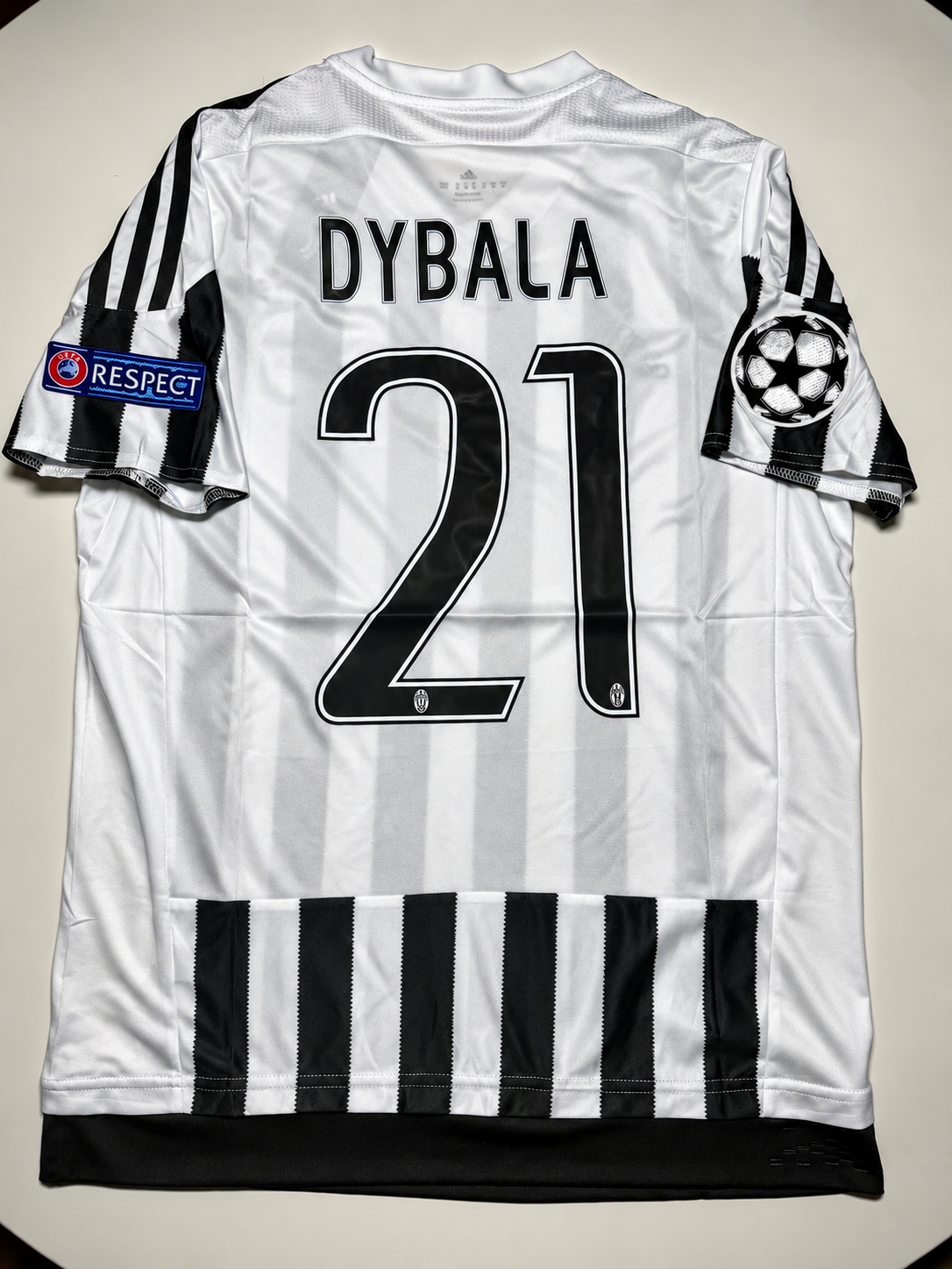 Dybala 21 - Juventus 2015/2016 Home Champions League