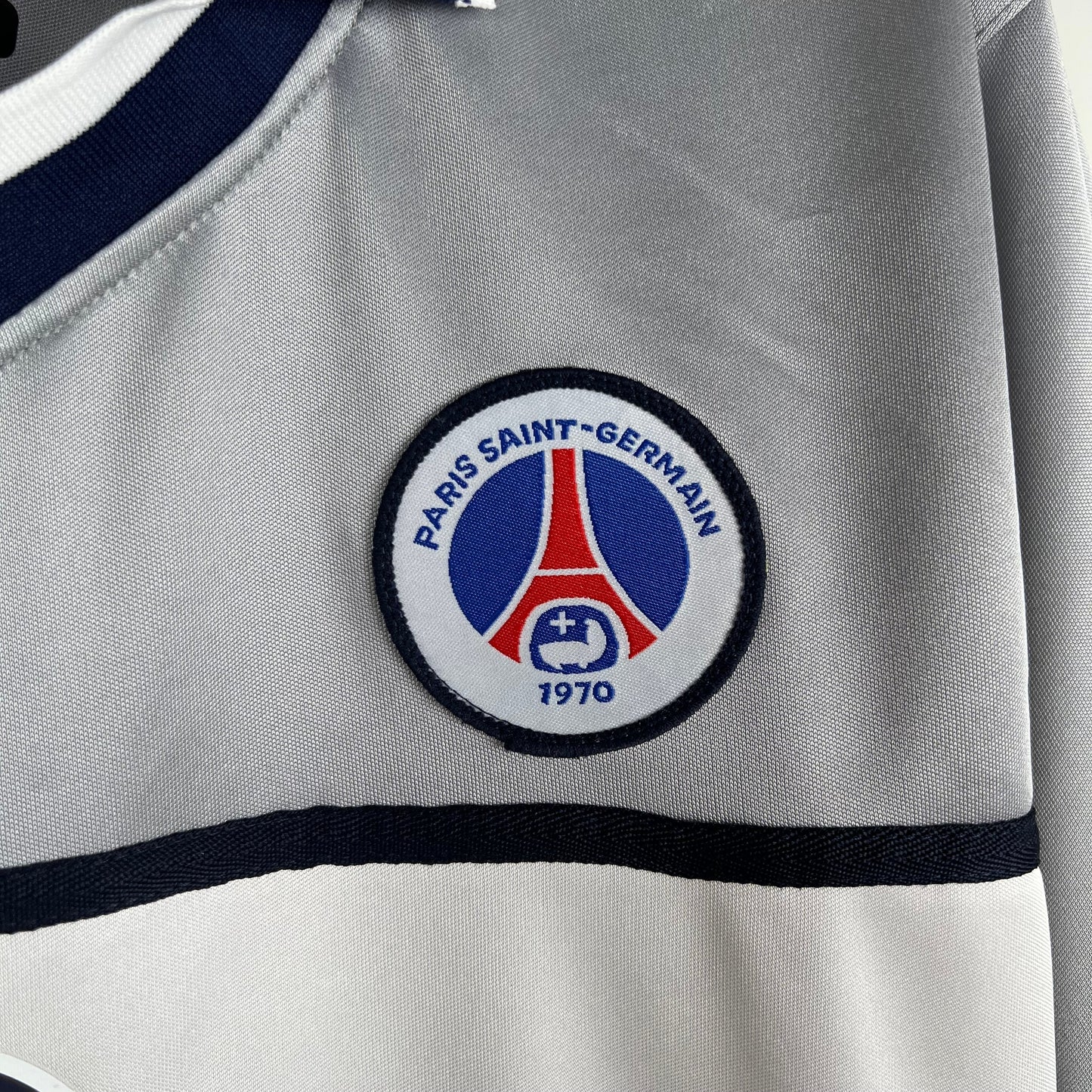 Anelka 9 PSG Away 1999/00 Ligue 1 retro football shirt