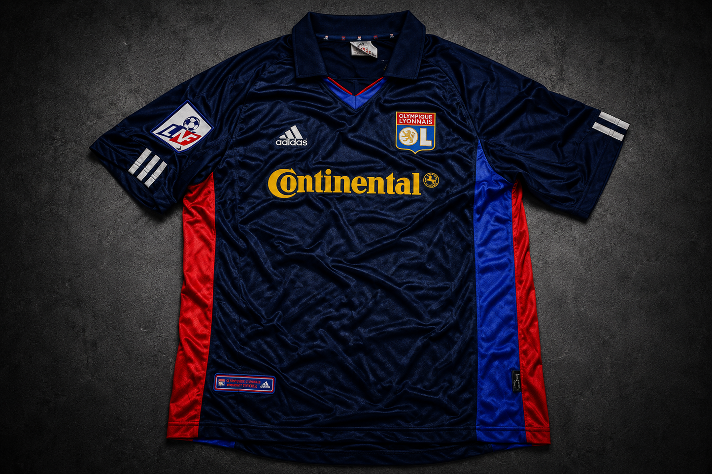 Juninho 8 - Lyon 2000/2001 Away