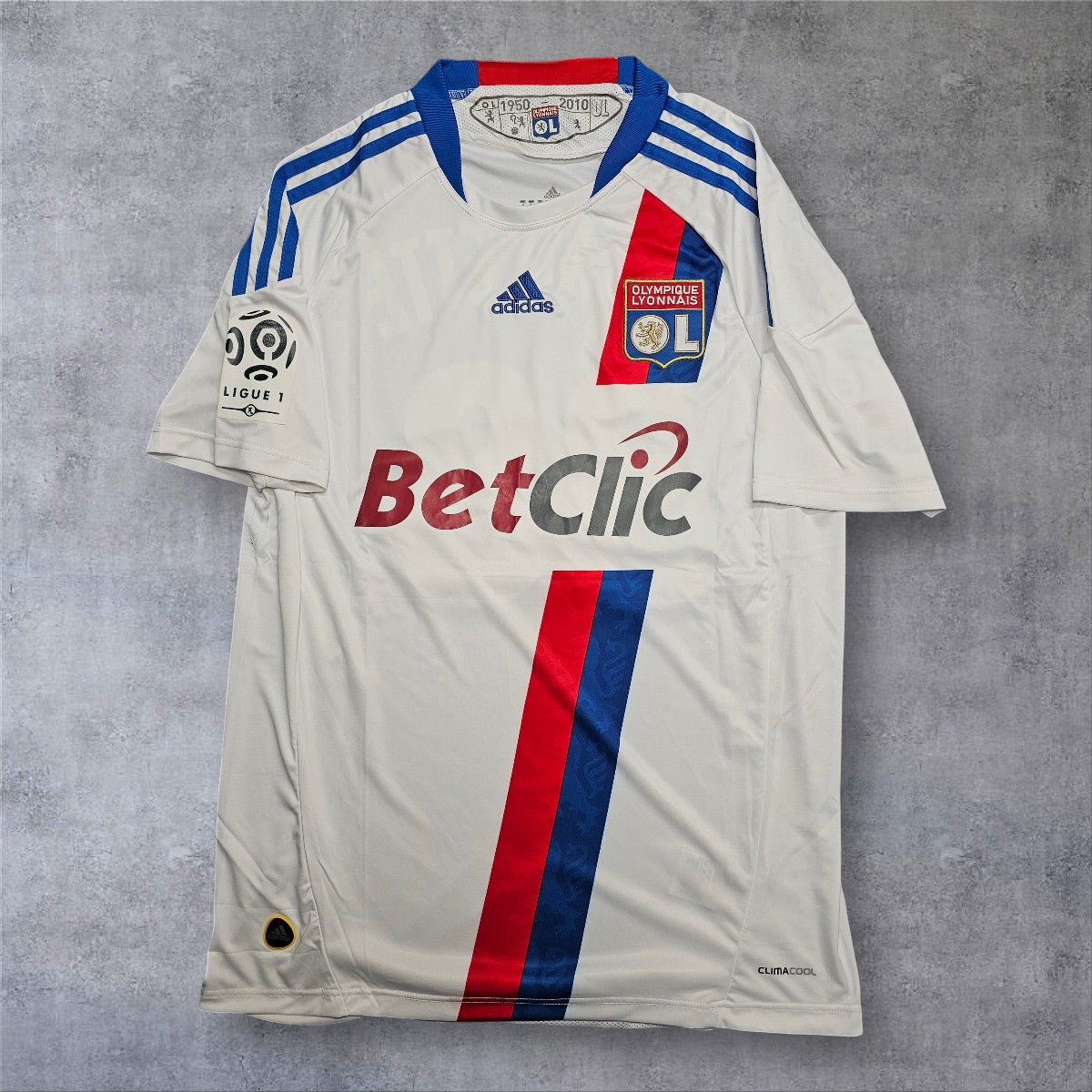 Lacazette 38 - Lyon Home 2011/12 Ligue 1