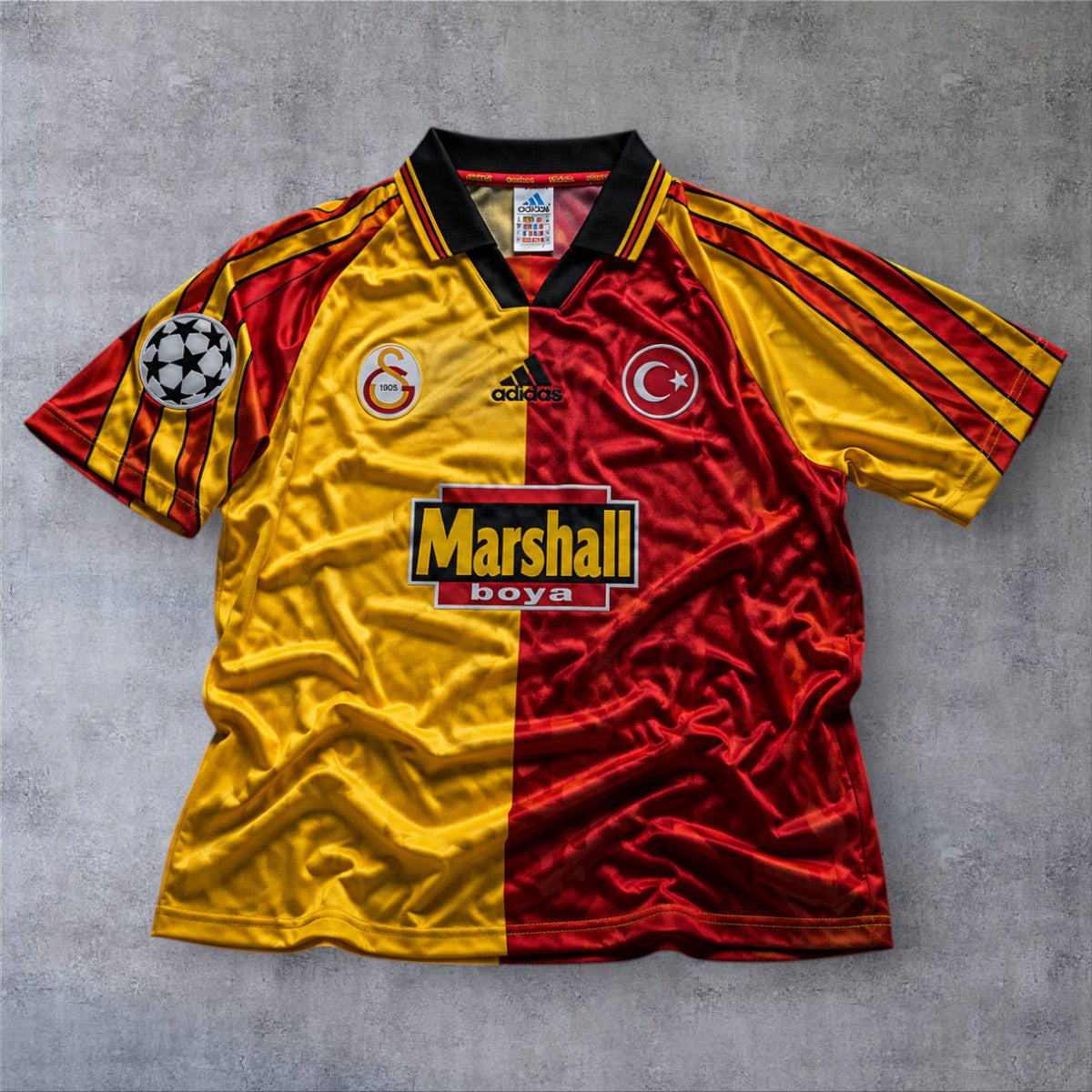 Hagi 10 Galatasaray Home 1999 Champions League retro football shirt