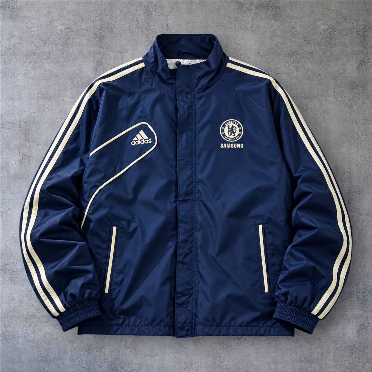 Casaco vintage do Chelsea 2012/13 azul marinho com fecho completo e detalhes da A minha loja