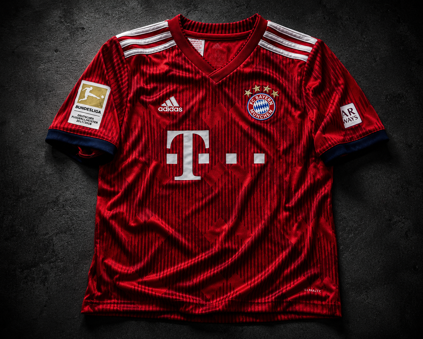 James 11 - Bayern Home 2018/19 Bundesliga