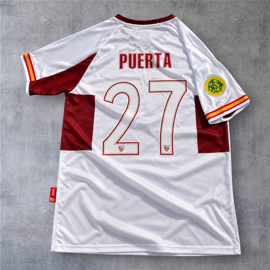 Puerta 27 - Sevilla 2005/06 Home Europa League