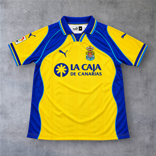 Camisola oficial A minha loja Las Palmas 2000/01 amarela e azul com emblema do clube e patrocinador La Caja