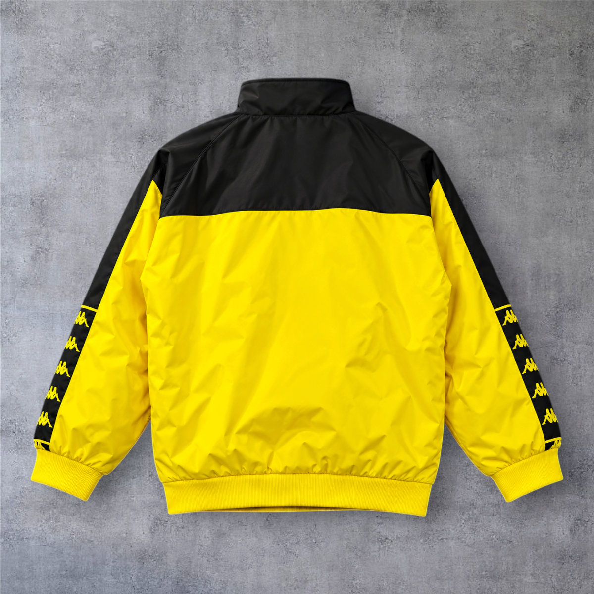 Casaco vintage A minha loja do Dortmund 2012, amarelo e preto com fecho completo e detalhes nas mangas.