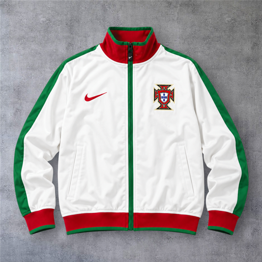 Casaco vintage de Portugal 2010/11 A minha loja, branco com detalhes em verde e vermelho e fecho frontal completo.