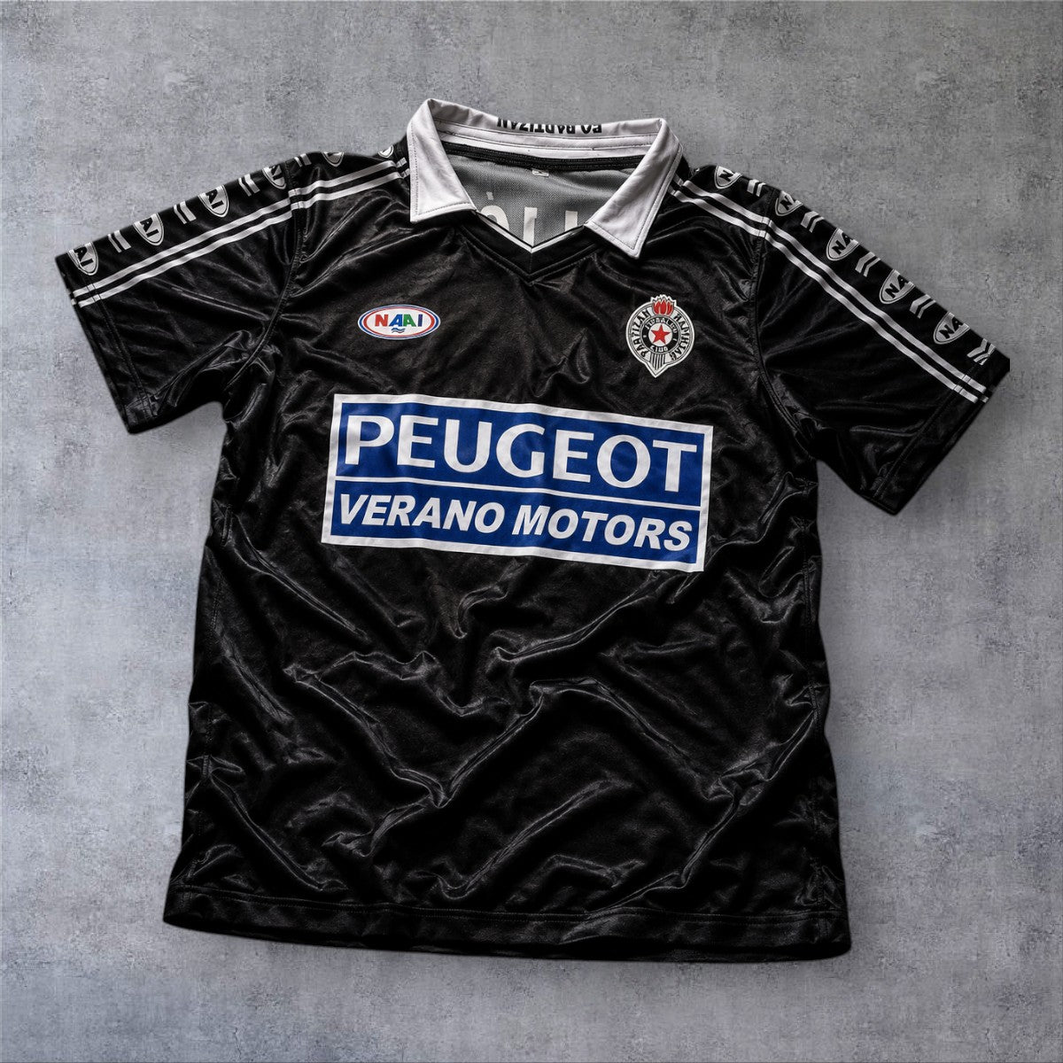 Ilić 22 Partizan 1999 Home retro football shirt