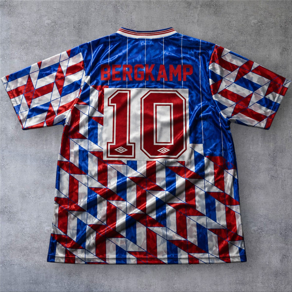Bergkamp 10 - Ajax 1990 Away