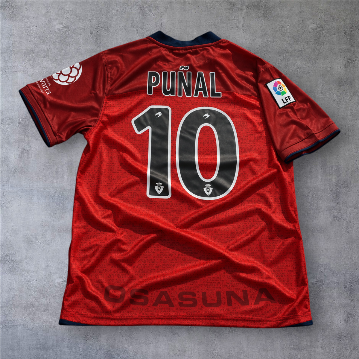 Camisola de futebol A minha loja Osasuna 2004/05 vermelha com o nome Puñal e número 10 nas costas
