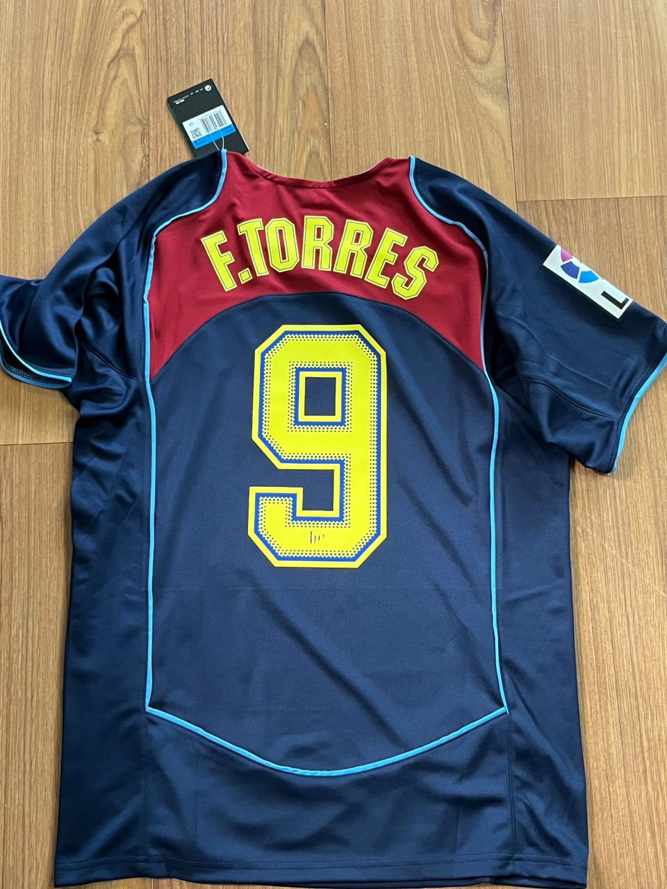 Torres 9 - Atlético Madrid 2004/2005 Away La Liga