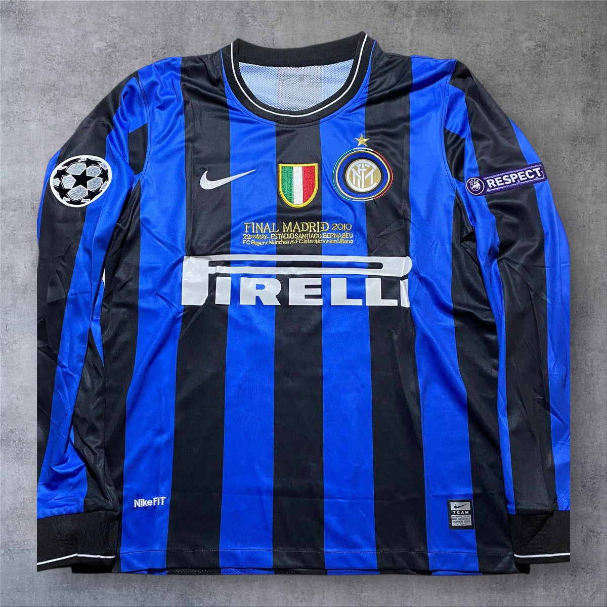 Milito 22 - Inter Home 2009/2010 Champions League Final