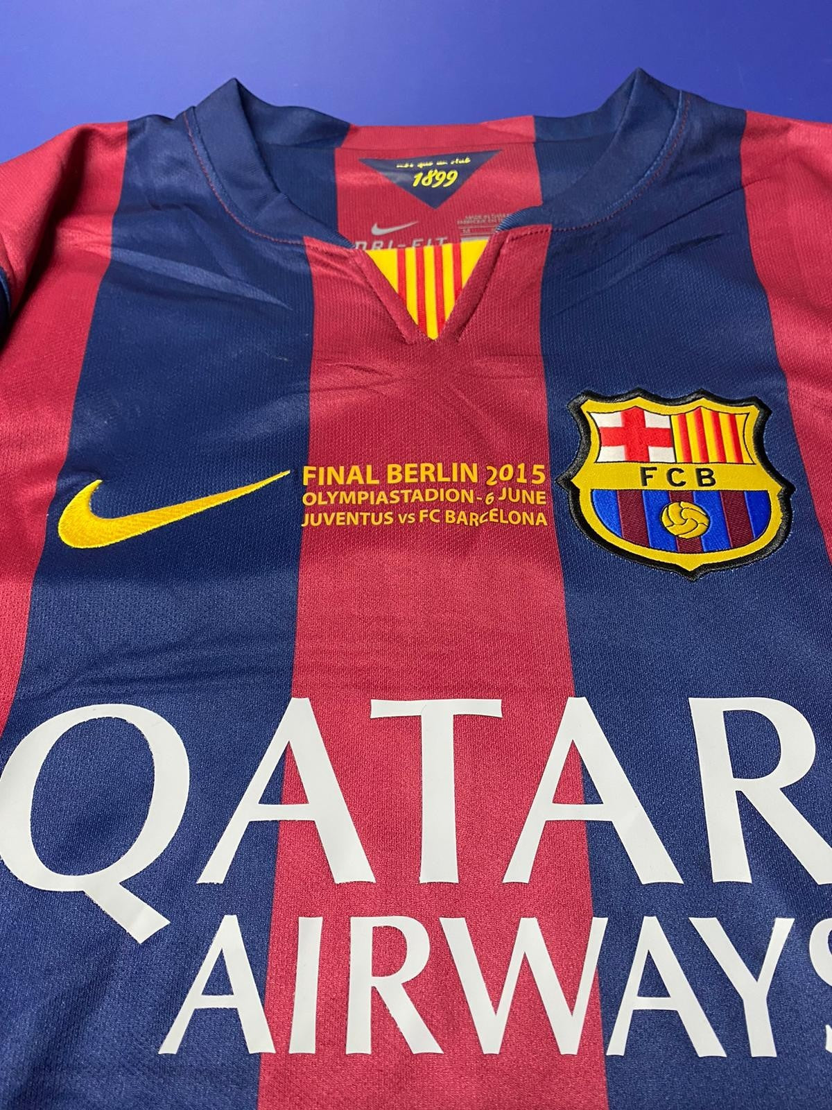 Suárez 9 - Barcelona 2014/2015 Home Champions League Final