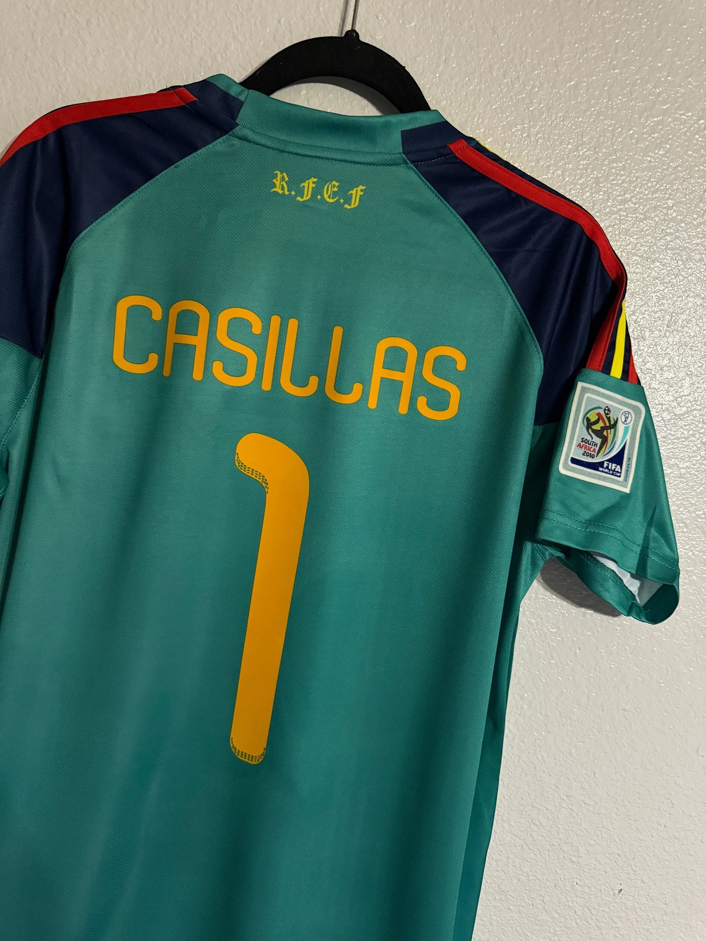 Casillas 1 Spain 2010 World Cup retro football shirt