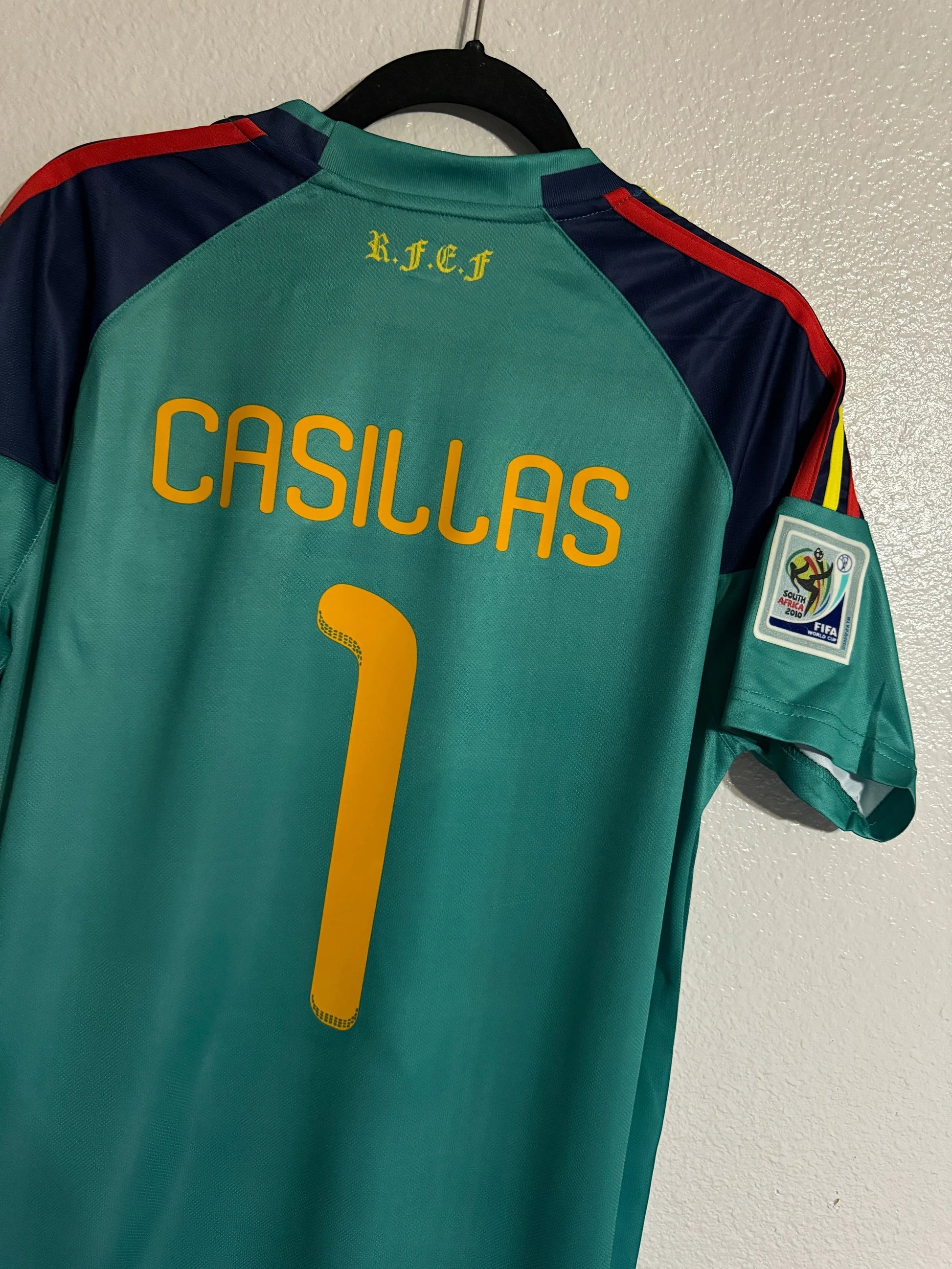 Casillas 1 Spain 2010 World Cup retro football shirt