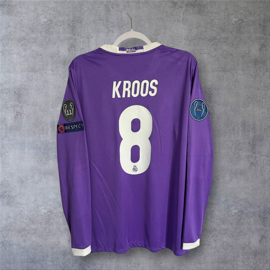 Kroos 8 - Real Madrid 2016/2017 Away Champions League