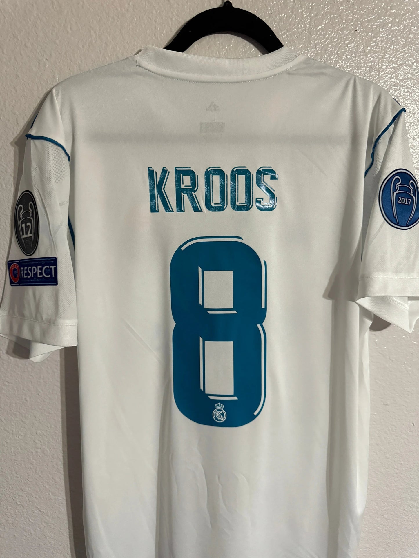 Kroos 8 - Real Madrid 2017/18 Home Champions League