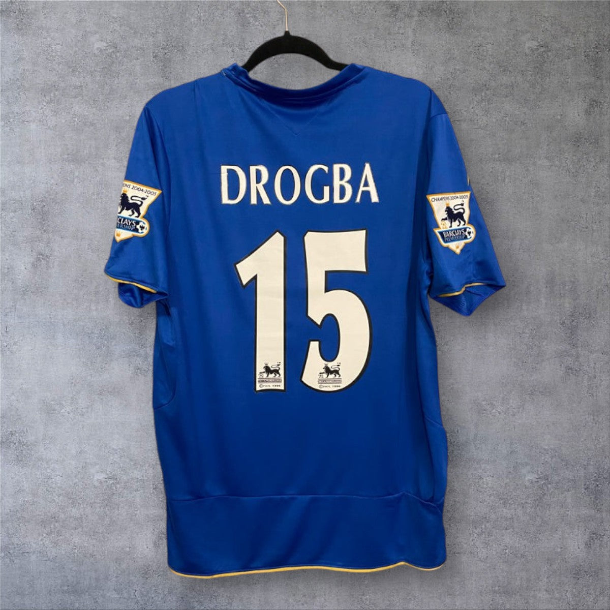 Drogba 15 - Chelsea 2005/06 Centenary Kit Premier League