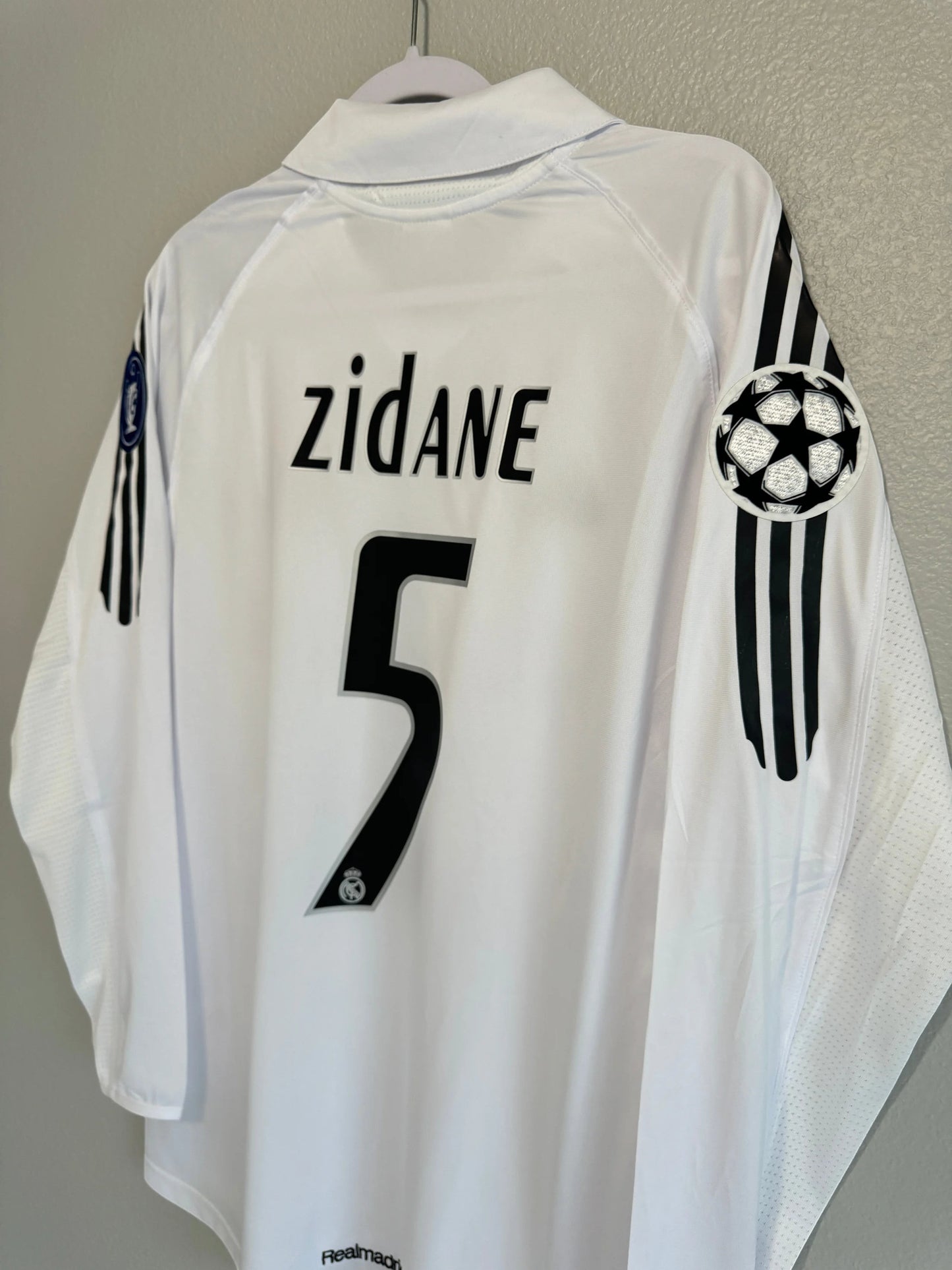 Zidane 5 - Real Madrid Home 2005/06 Champions League