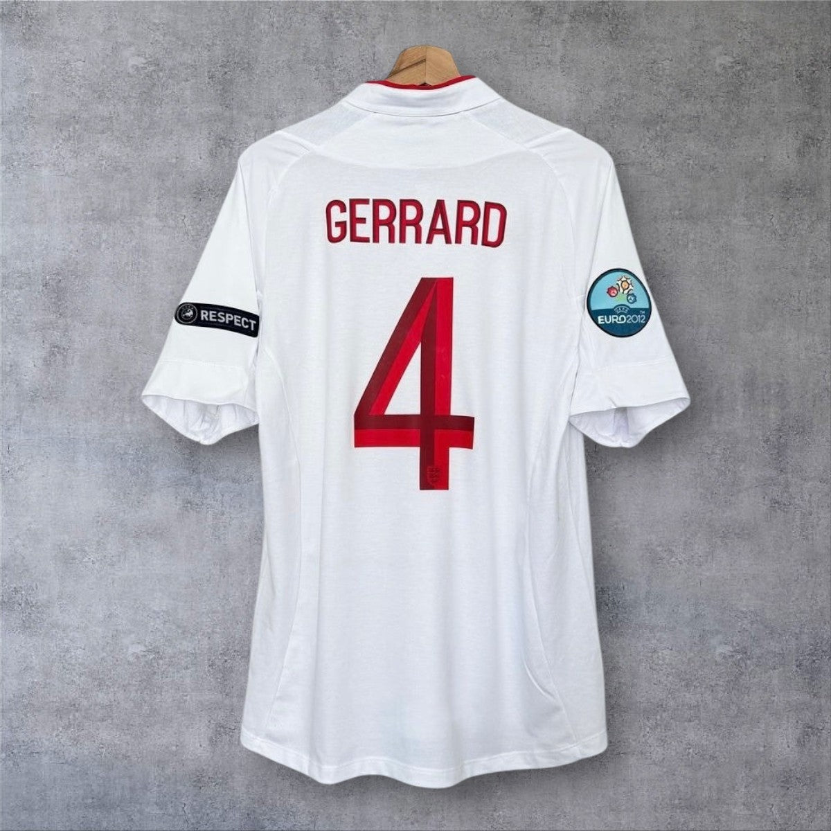 Gerrard 8 - England Home Kit Euro 2012