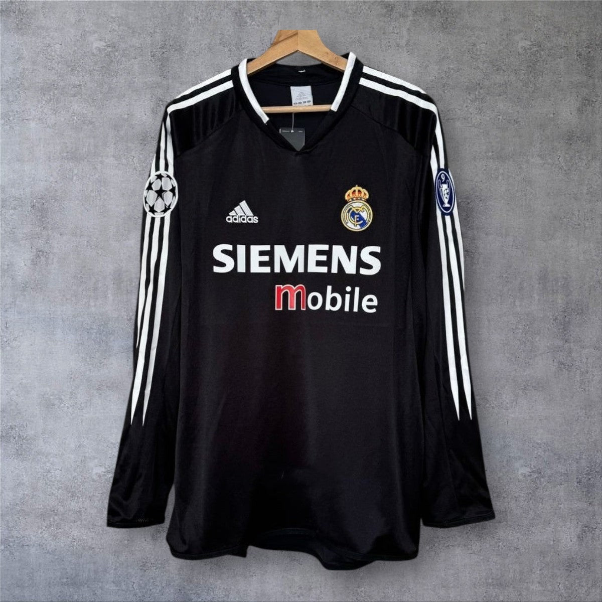 Ronaldo 9 Real Madrid Away 2004/05 Champions League retro football shirt