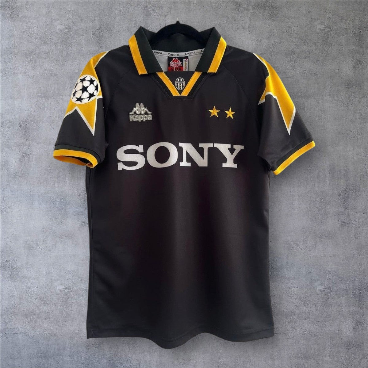 Del Piero 10 - Juventus Away Kit Champions League 1995/96