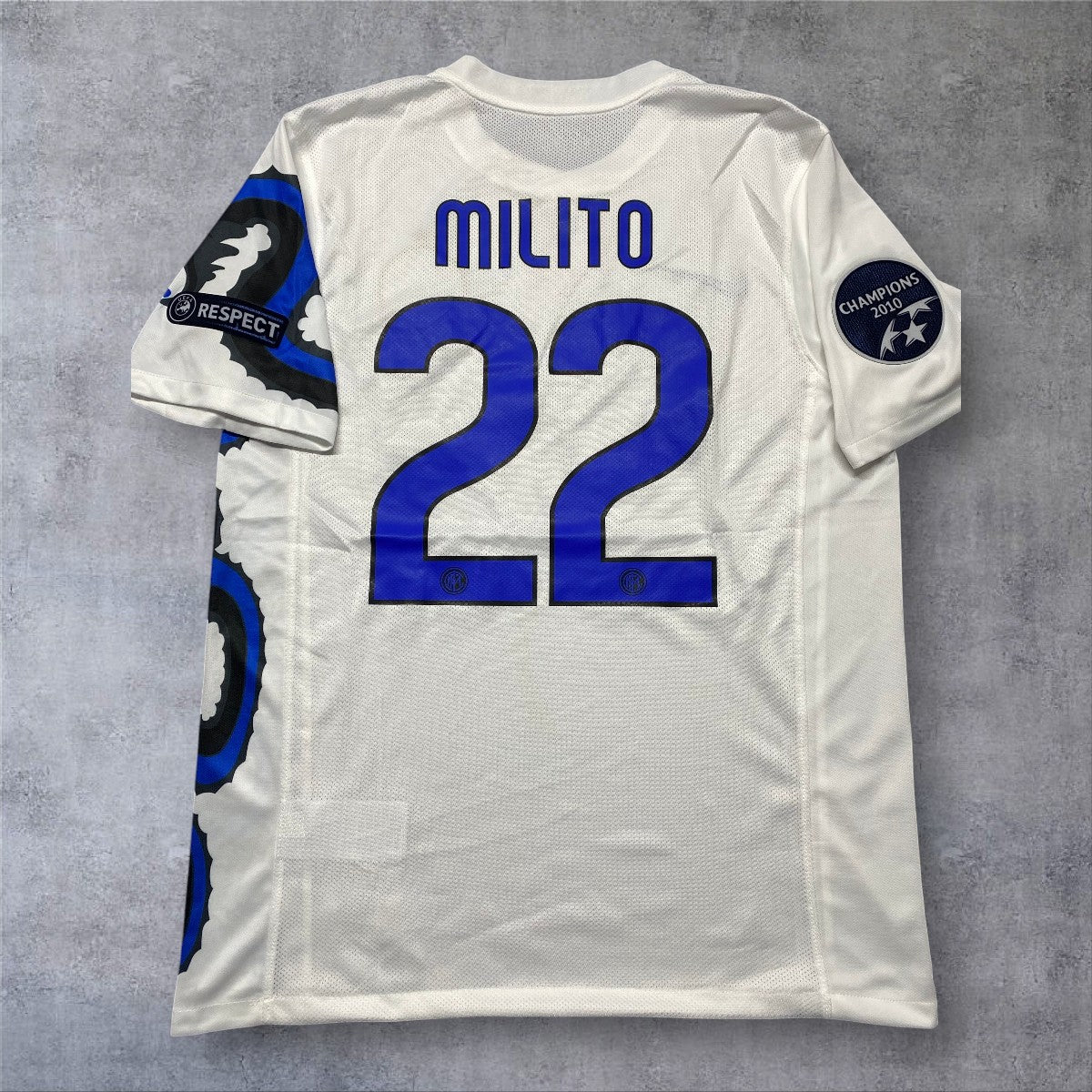 Milito 22- Inter Milan 2010/11 Champions League