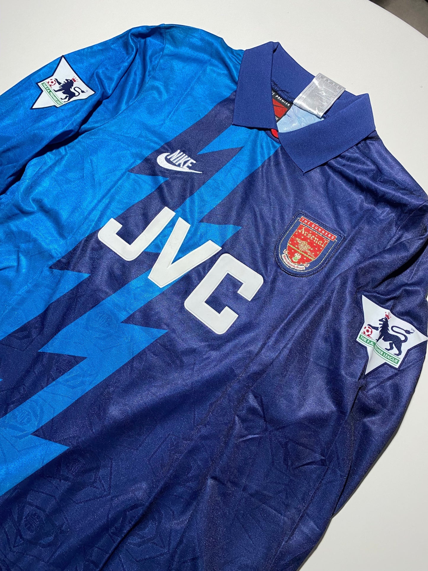 Bergkamp 10 Arsenal 1995/96 Premier League