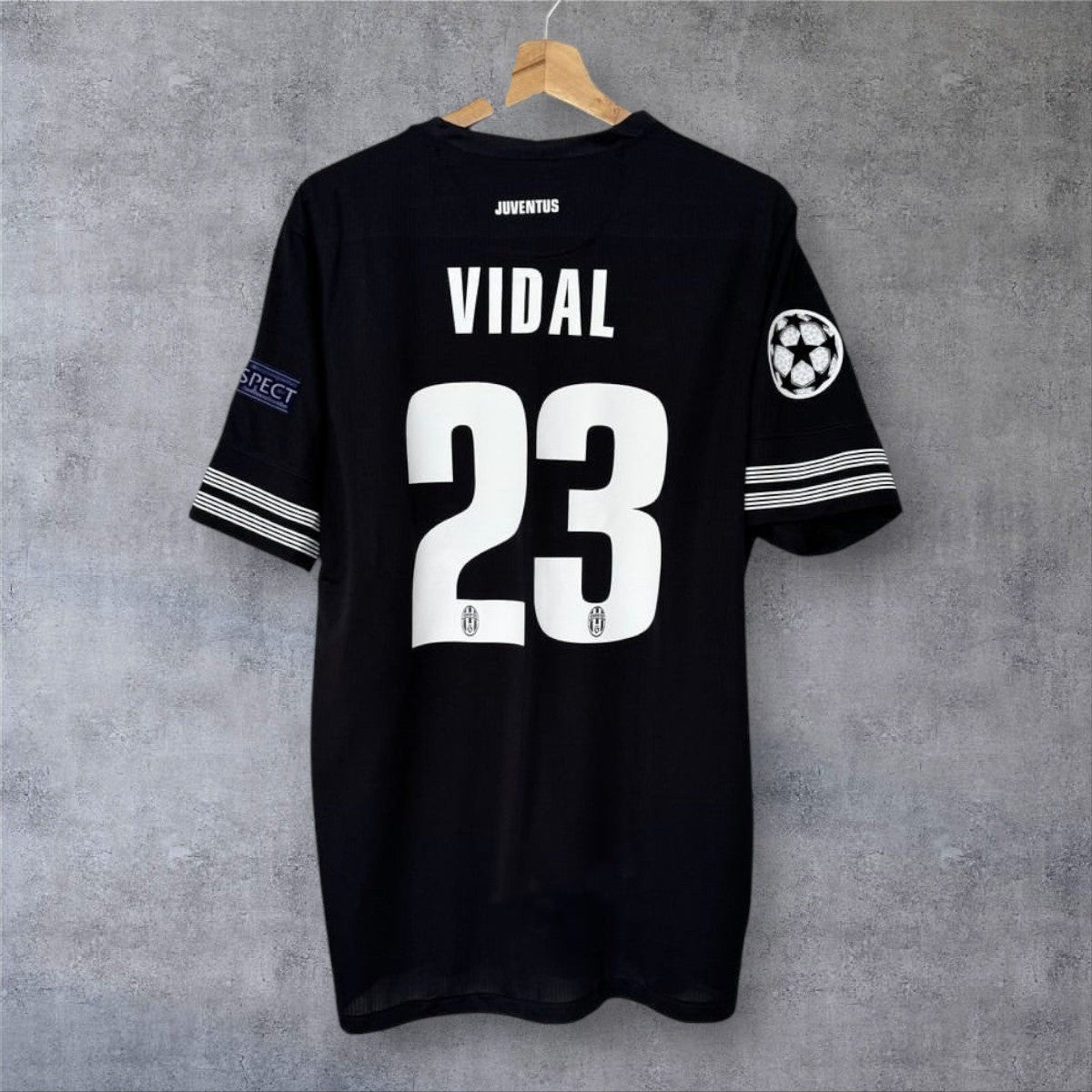 Vidal 23 Juventus 2012/13 Champions League retro football shirt