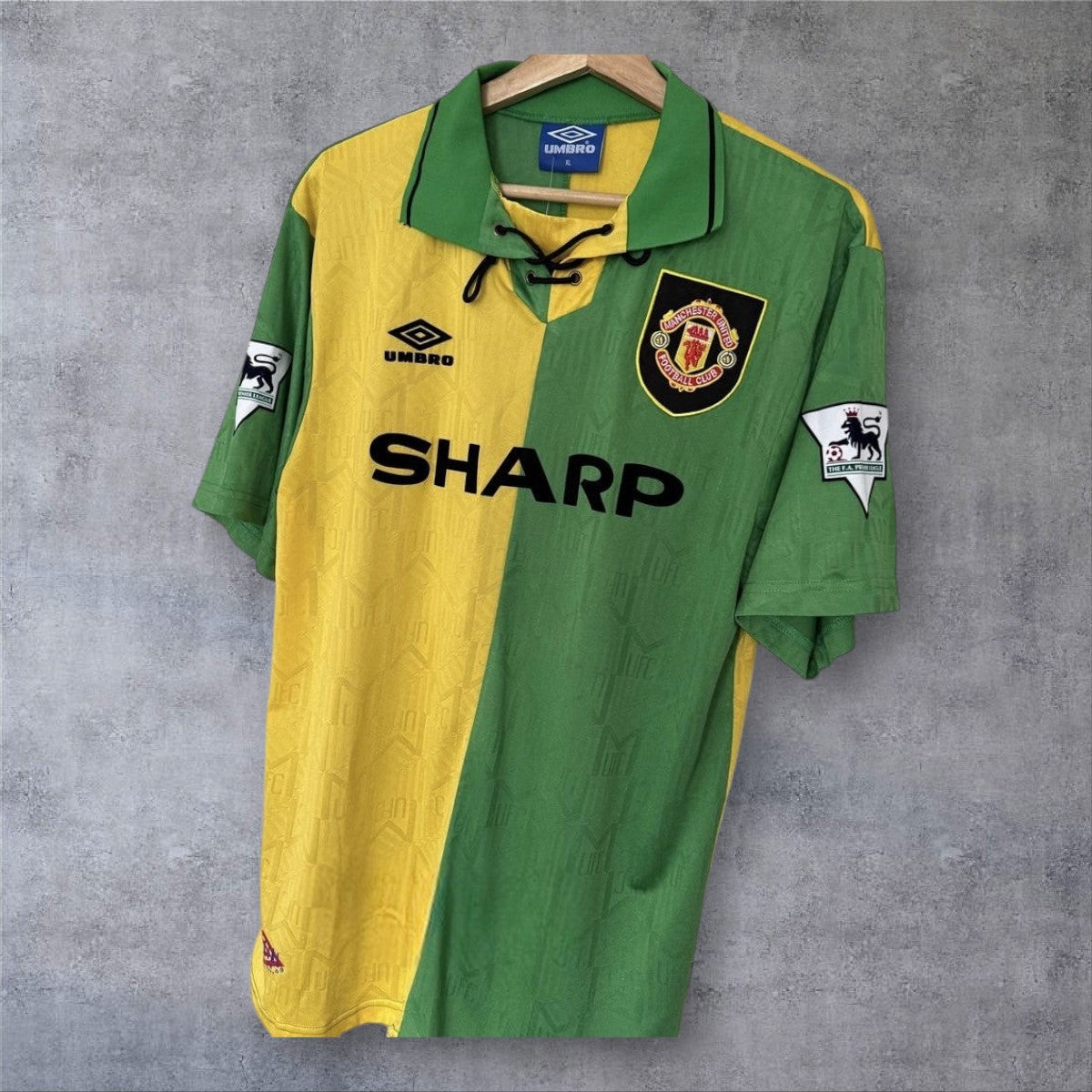 Beckham 24 - Manchester United 1993/94 Away