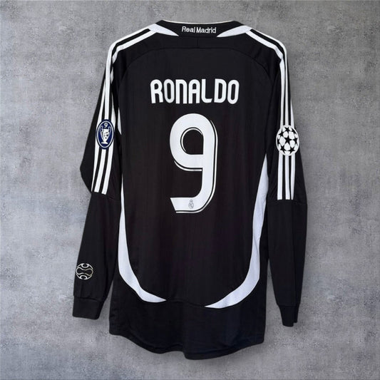 Ronaldo 9 - Real Madrid 2006/2007 Away Champions League
