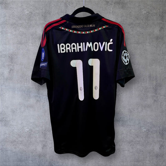 Ibrahimović 11 - Milan Third Kit 2011-12 Champions League