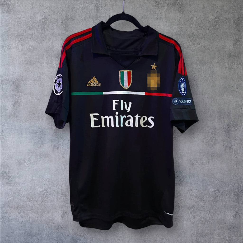 Ibrahimović 11 - Milan Third Kit 2011-12 Champions League