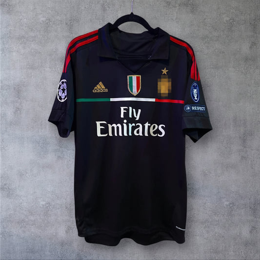 Ibrahimović 11 Milan Third Kit 2011-12 Champions League