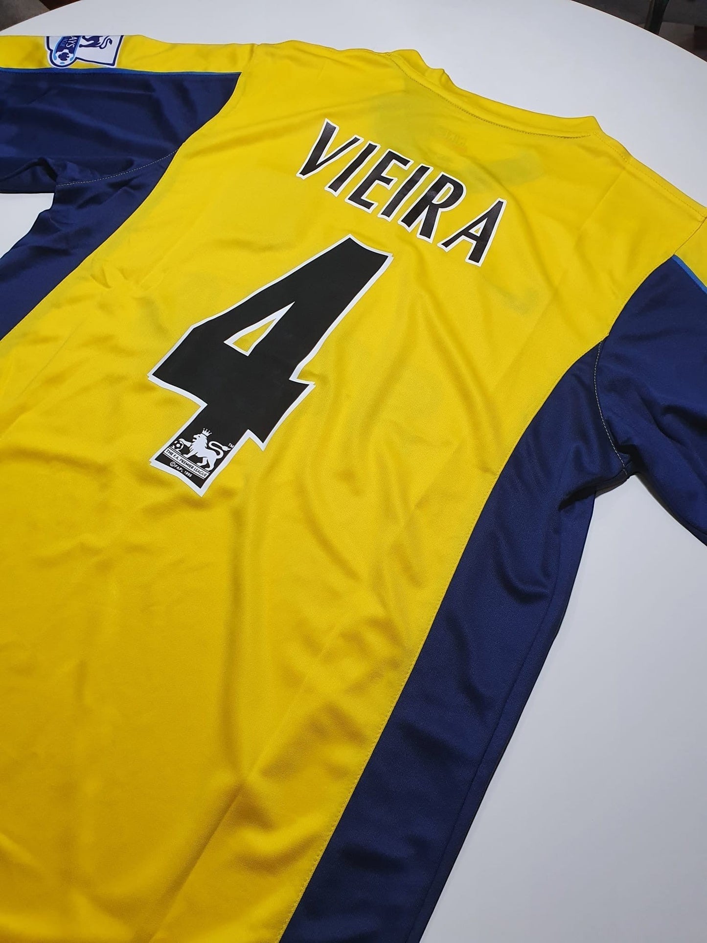 Patrick Vieira 4 - Arsenal 2000/2001 Premier League