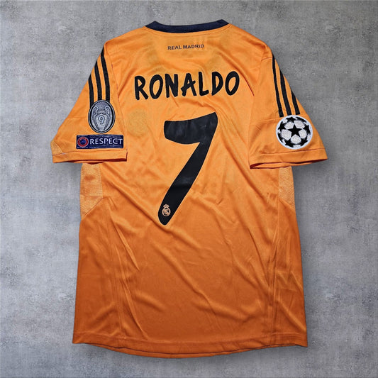 Ronaldo 7 - Real Madrid 2013/2014 Third Kit Champions League