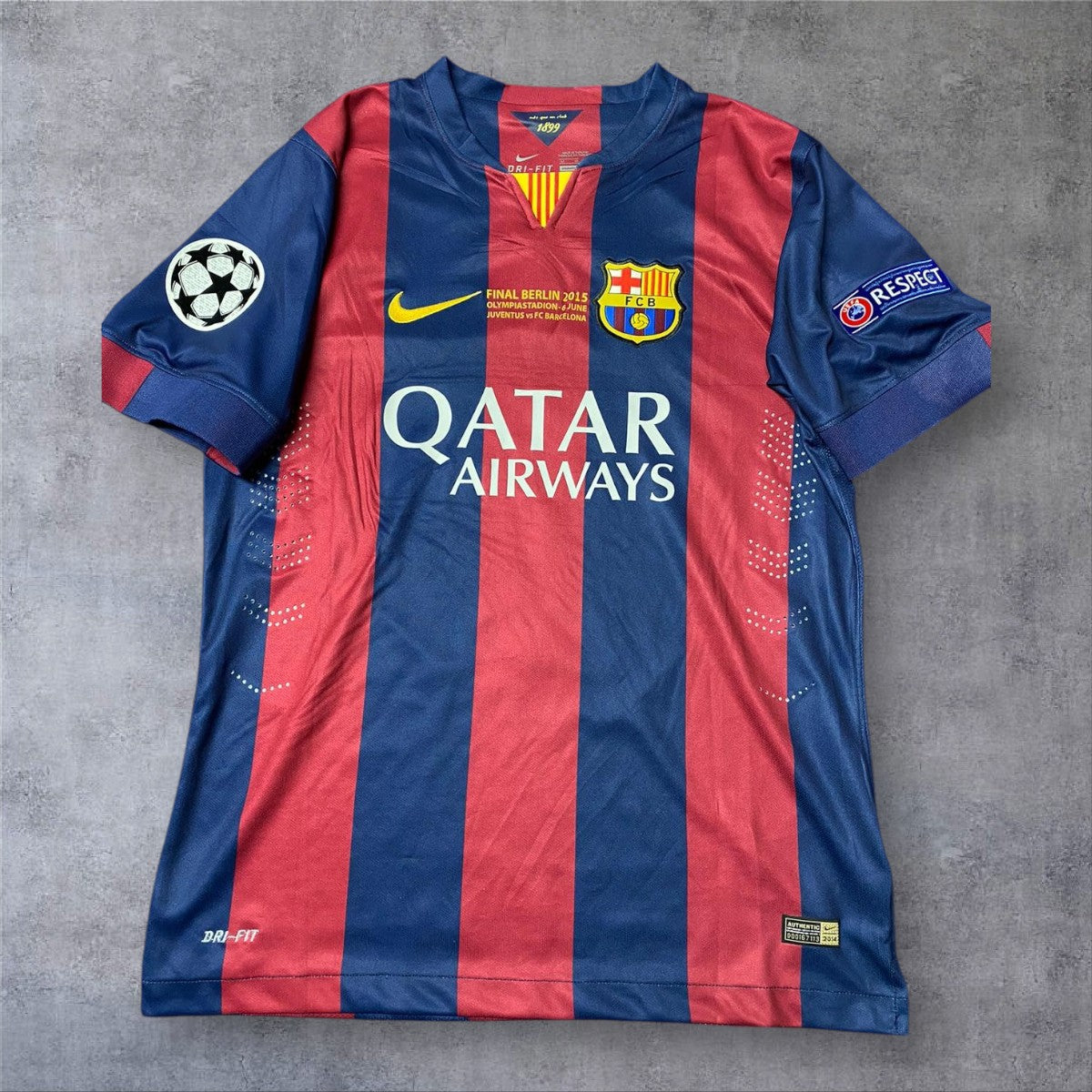 Suárez 9 - Barcelona 2014/2015 Home Champions League Final