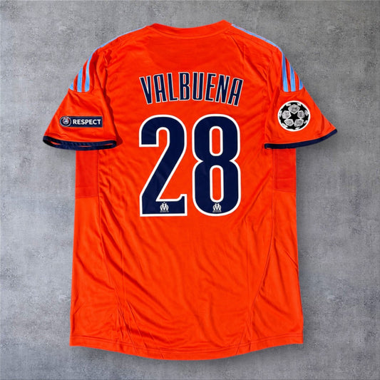 Camisola de futebol A minha loja do Marselha 2011/12 fora, laranja com nome Valbuena e número 28 nas costas.