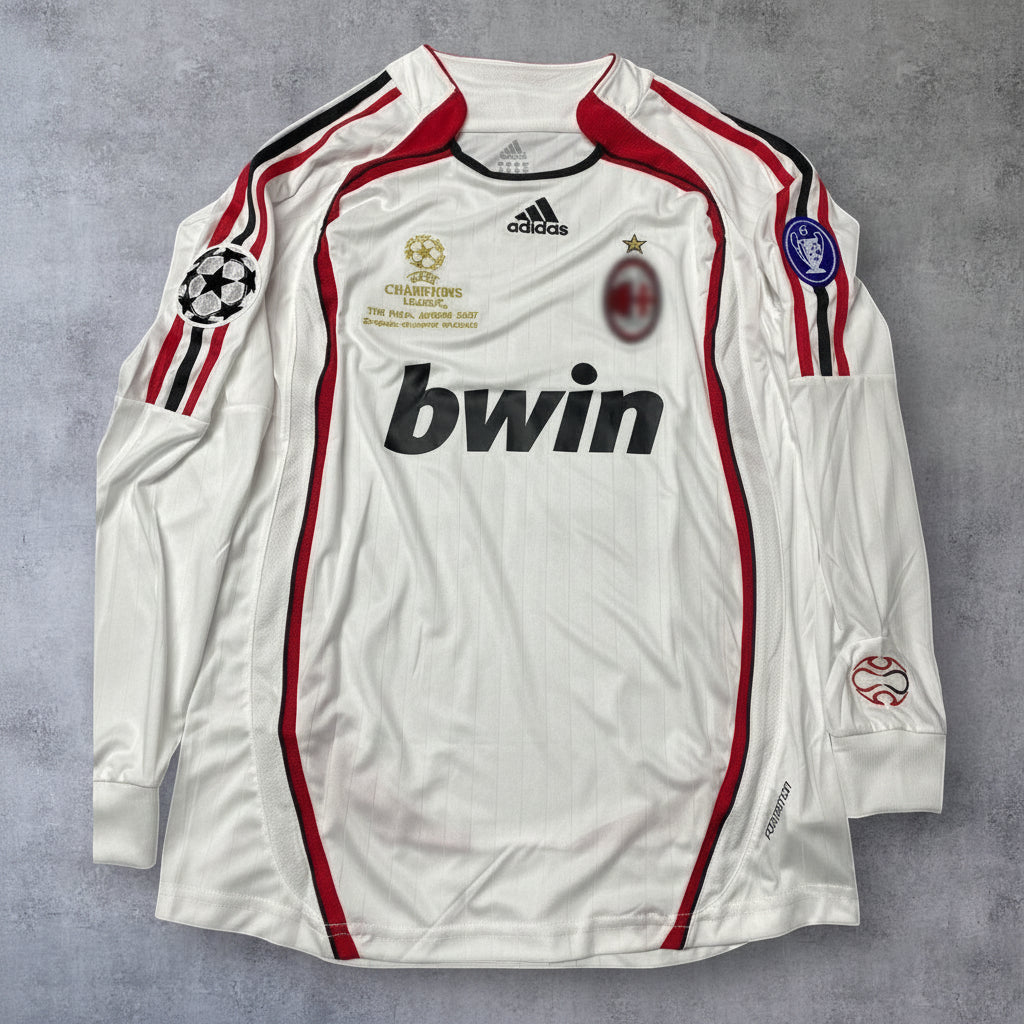 A minha loja Maldini 3 AC Milan 2007 Champions League Final Athens camisola de futebol branca de manga comprida com detalhes vermelhos e pretos.