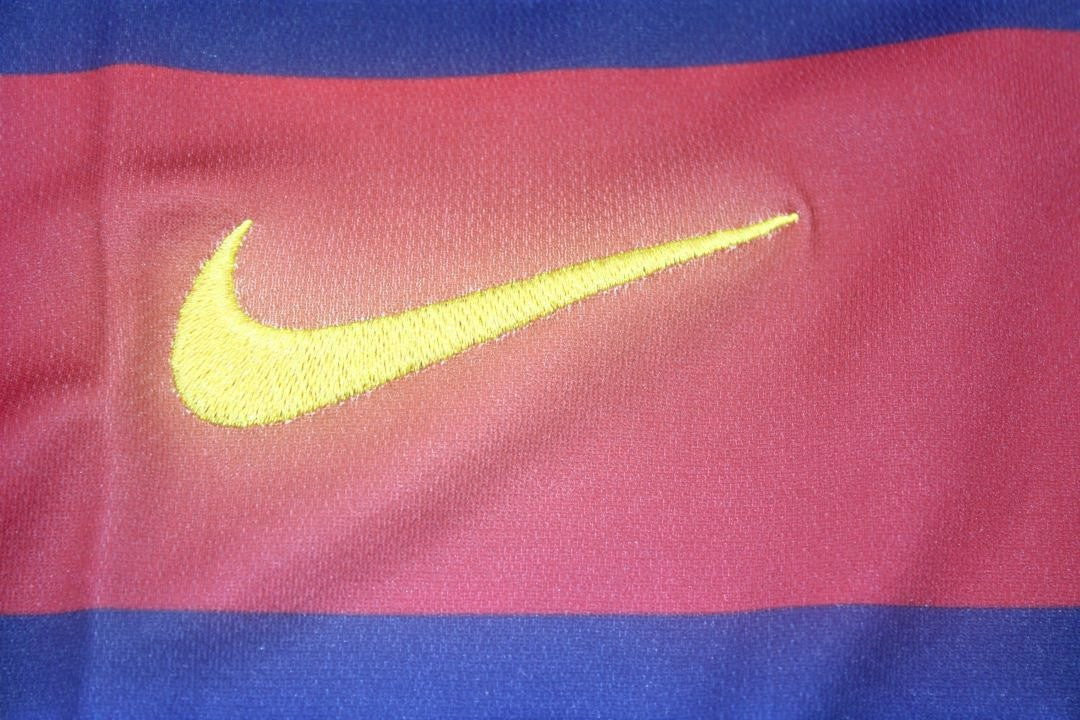 Messi 10 - Barcelona Home 2015/16 Champions League