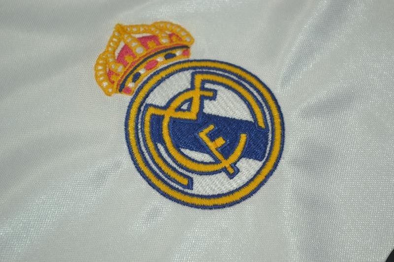 Ronaldo 9 - Real Madrid Home 2004/05 La Liga