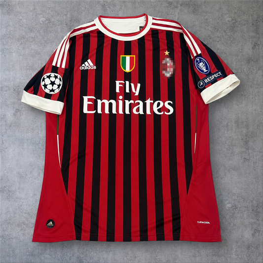 Inzaghi 9 Milan Home 2011-12 Champions League retro football shirt