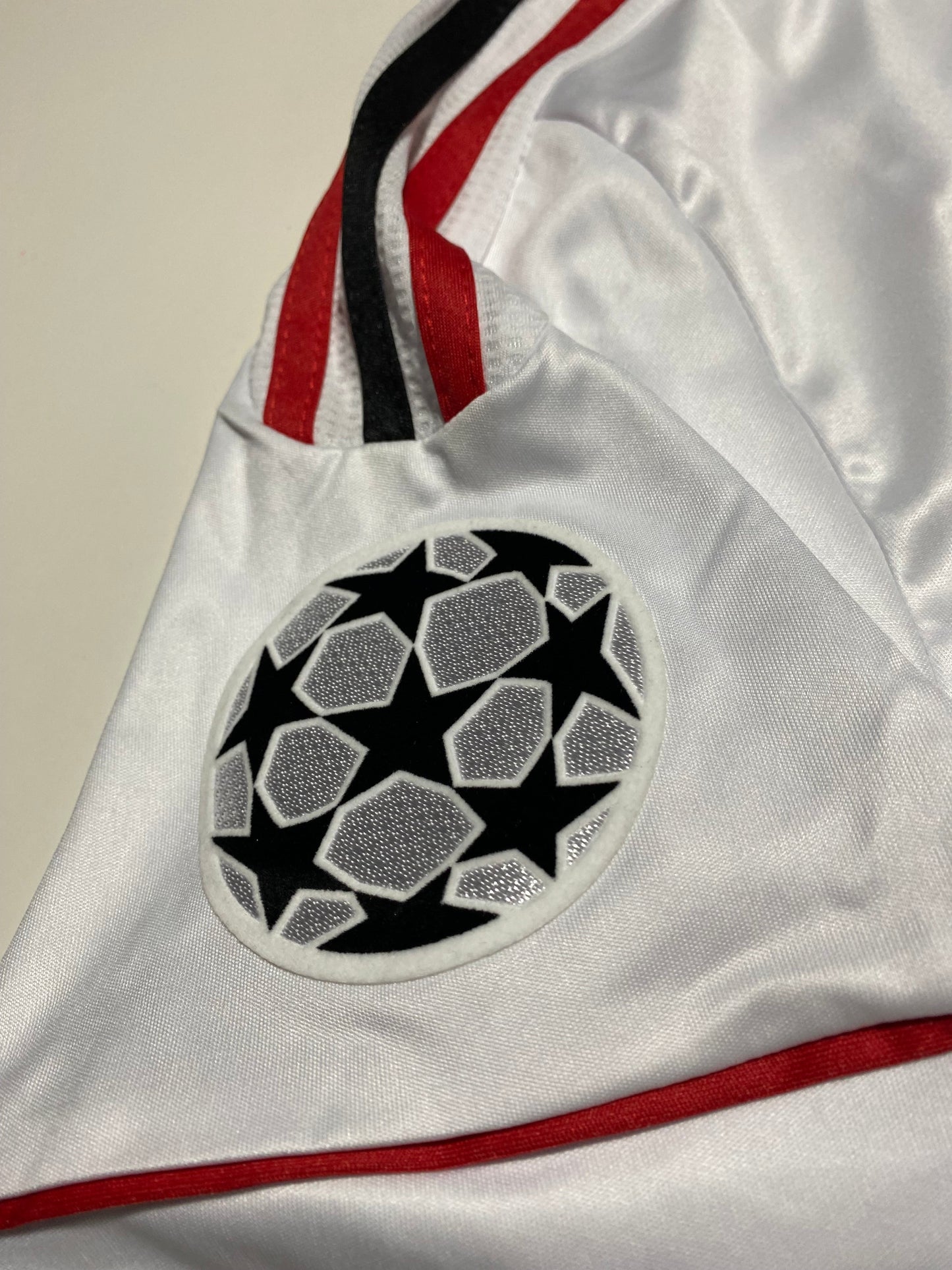 Seedorf 10 - Milan Away 2011-12 Champions League