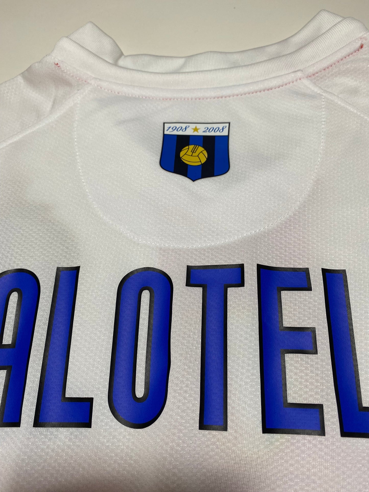 Balotelli 45 - Inter Away 2007/2008 Champions League