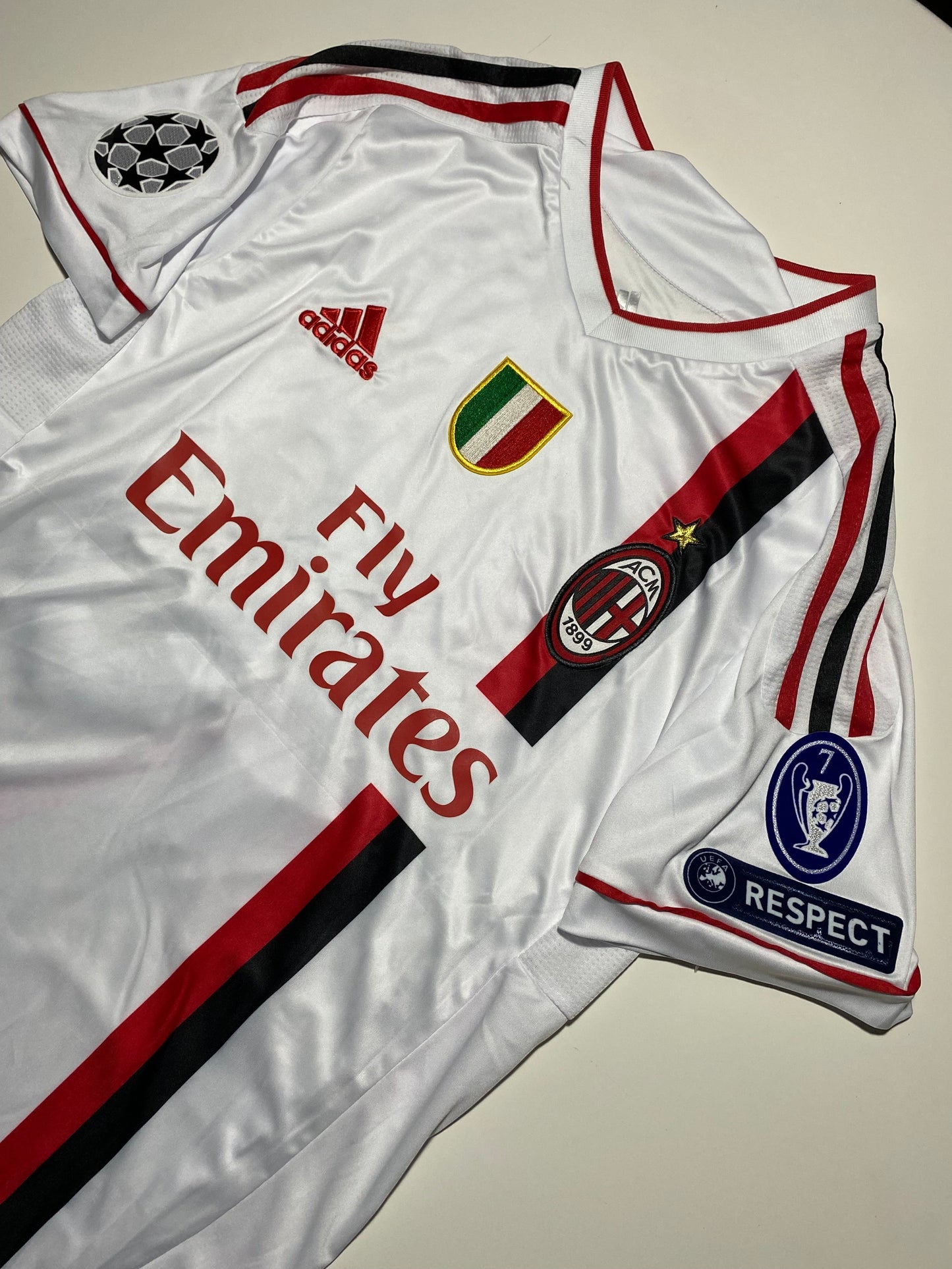 Seedorf 10 - Milan Away 2011-12 Champions League