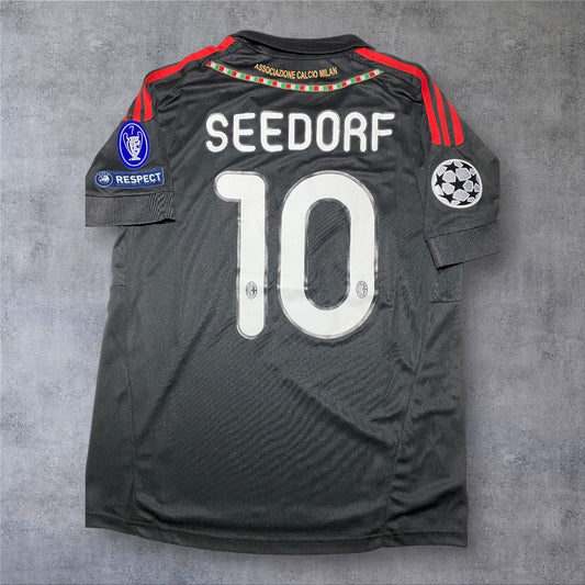 Seedorf 10 - Milan Third Kit 2011-12 Champions League